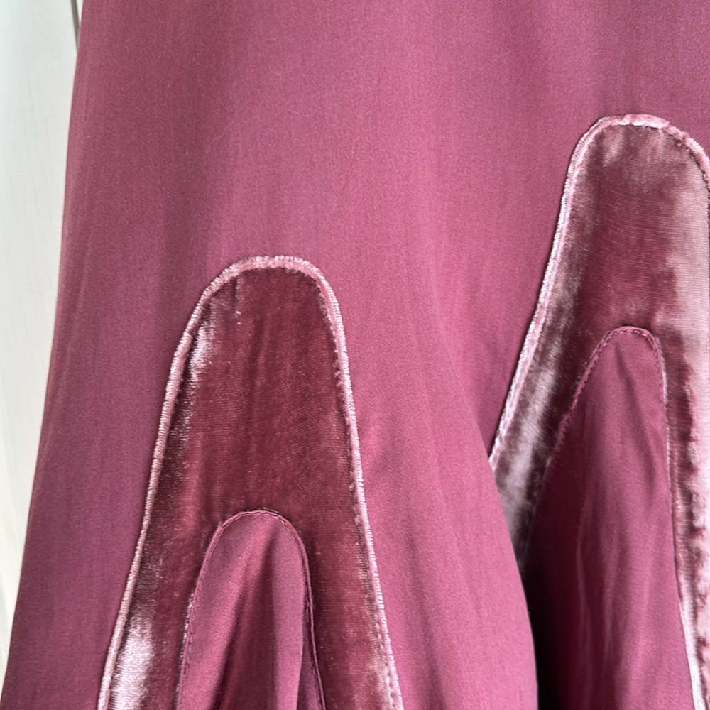 Anthropology Odille Silk and Velvet Circle Skirt. Size 14 - Picture 3 of 6